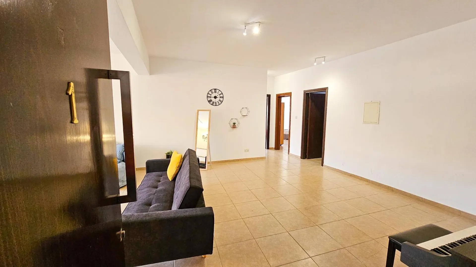 Apartment Sky Line City Rooms, 150M From Chabad Lubavitch Larnaca